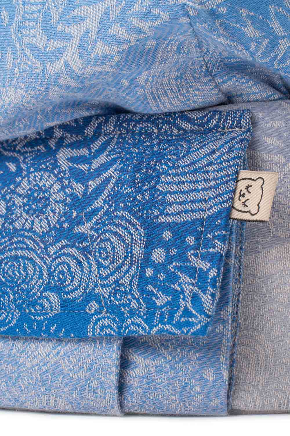 Aduial Marina - Signature Woven Free-to-Grow Baby Carrier pocket
