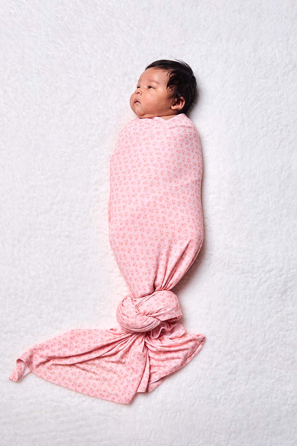 Ditsy Floral Swaddle Blanket – Baby Tula US