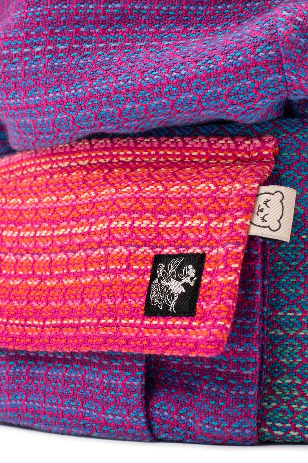 Apple Blossom Sugar Reef, Fuchsia Weft with a Heart Weave V2 pocket