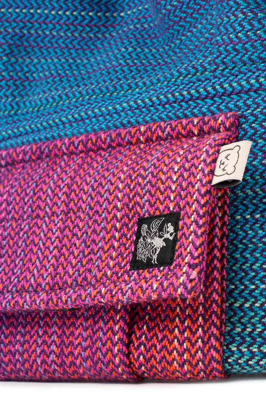 Sugar Reef - Signature Woven Preschool Carrier pocket