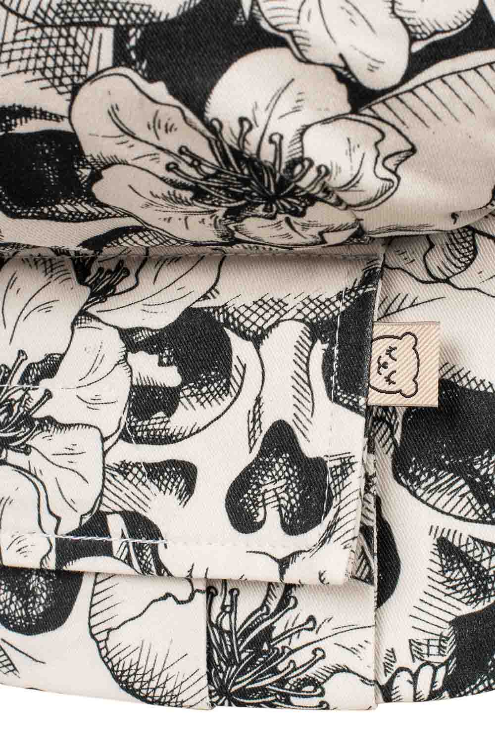 Skulls - Cotton Free-to-Grow Baby Carrier